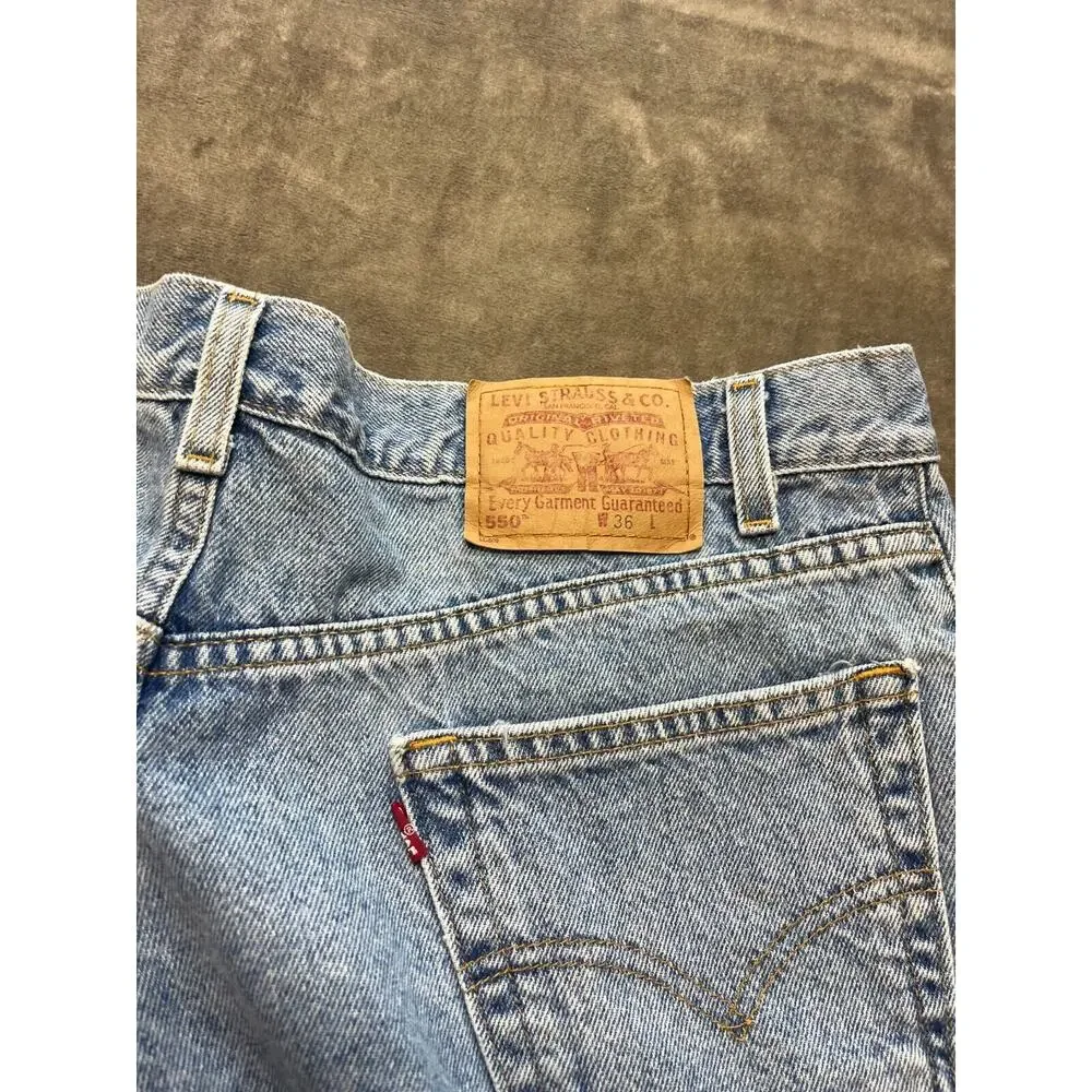 Vintage Levis 550 Shorts Size 36w‎ Mens Blue Relaxed Fit Black Bat Wing. 36